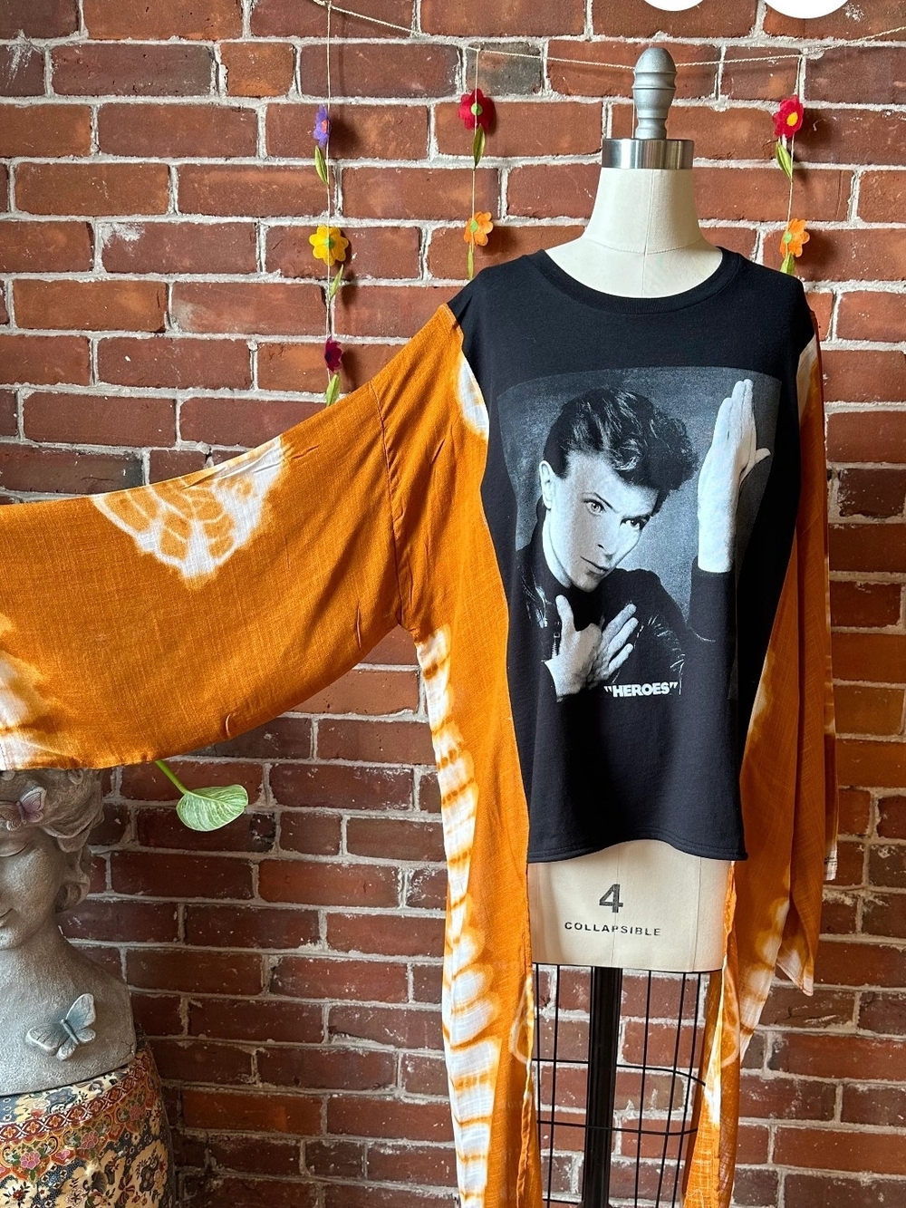 David Bowie Graphic Tie-Dye Sleeve Hi-lo Shirt